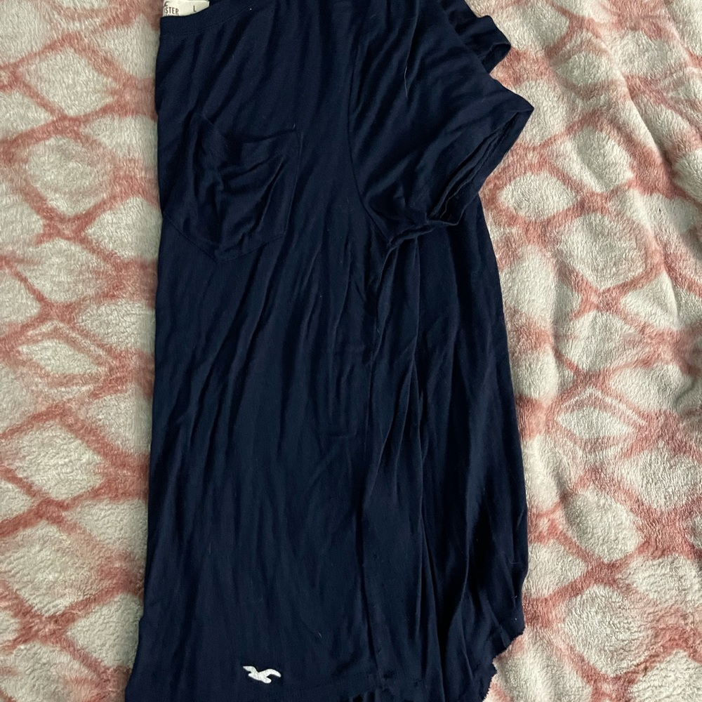 Hollister tee shirt